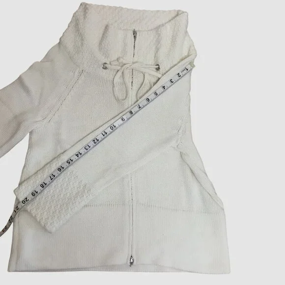 WHBM White Textured Knit Zip Sweater M Quiet Luxury Cozy Capsule Neutral Chic - Picture 4 of 7